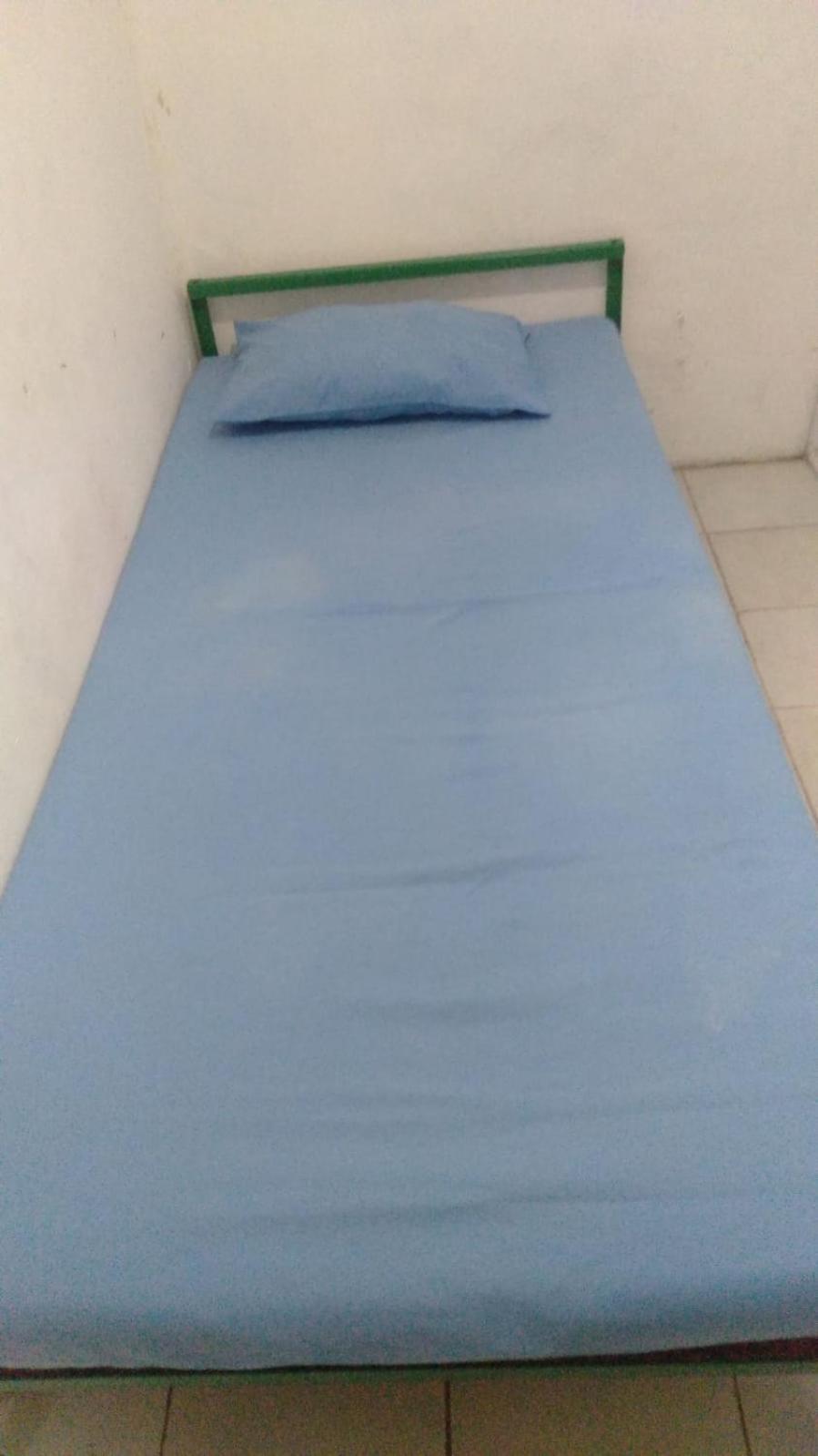 Kos Omah Yanto 19 Guest House Jakarta Exterior foto